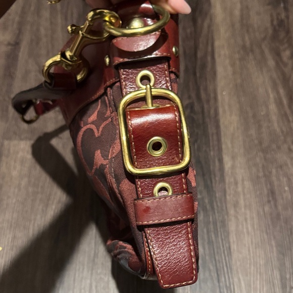 Coach Red and Brown Signature Shoulder Bag - Picture 6 of 6